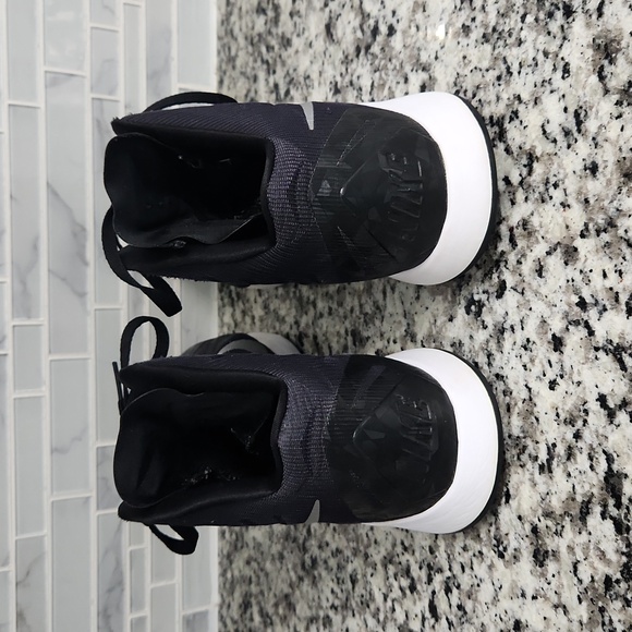 Black & Silver Nike Lunar Hyperquickness Basketball Shoes 13 sneakers 652775-001 - Picture 4 of 6